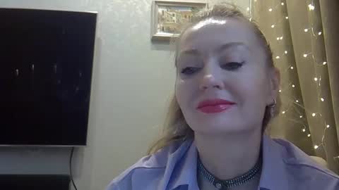 Snapshot of zarinaswift chatting on February 15, 2026, 7:51 am Zarina Swift online show from February 15, 2026, 7:51 am