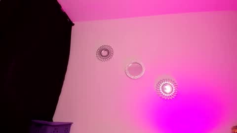 Snapshot of zaritha_li chatting on November 5, 2025, 10:26 am Zaritha Li online show from November 5, 2025, 10:26 am