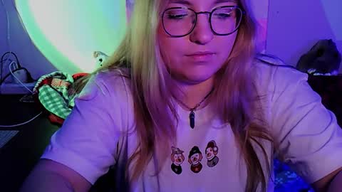 Snapshot of zayarush chatting on December 13, 2025, 8:04 pm zayarush online show from December 13, 2025, 8:04 pm