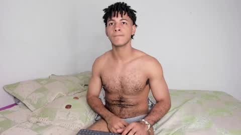 Snapshot of zayn_moreno chatting on April 25, 2026, 9:45 pm zayn 3 online show from April 25, 2026, 9:45 pm