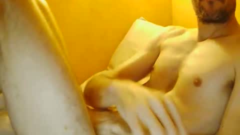 Snapshot of zaze71 chatting on February 13, 2026, 5:25 am zaze71 online show from February 13, 2026, 5:25 am