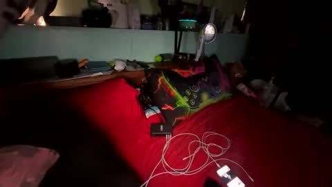 Snapshot of zbud1992 chatting on March 10, 2026, 7:30 pm zbud1992 online show from March 10, 2026, 7:30 pm