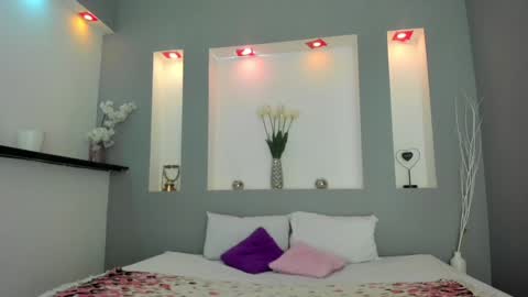 Karolyne online show from January 18, 2025, 5:37 pm