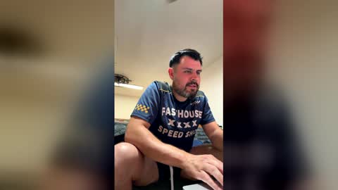 Snapshot of zeebraoso chatting on May 14, 2026, 1:56 am zeebraoso online show from May 14, 2026, 1:56 am