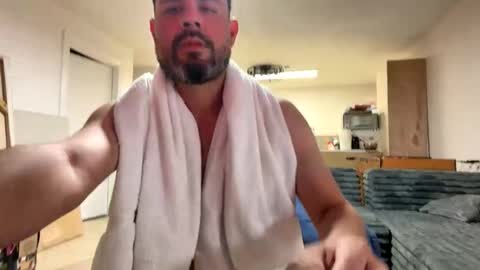 Snapshot of zeebraoso chatting on May 15, 2026, 1:56 am zeebraoso online show from May 15, 2026, 1:56 am