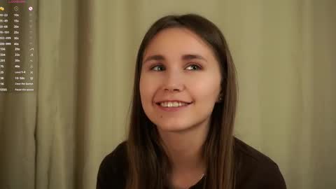 Emilia online show from November 3, 2025, 1:08 am