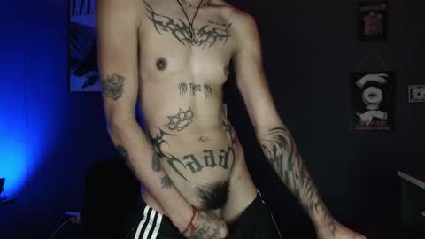 Snapshot of zeldrissss chatting on November 28, 2025, 12:02 am Zeldris online show from November 28, 2025, 12:02 am