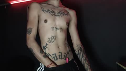 Snapshot of zeldrissss chatting on December 17, 2025, 2:23 pm Zeldris online show from December 17, 2025, 2:23 pm