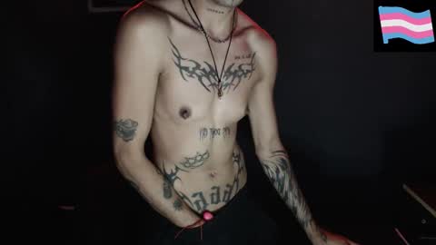 Snapshot of zeldrissss chatting on December 22, 2025, 5:10 pm Zeldris online show from December 22, 2025, 5:10 pm