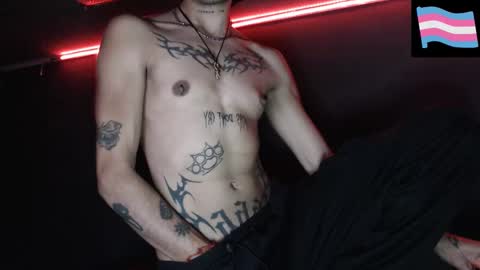 Snapshot of zeldrissss chatting on December 23, 2025, 6:33 am Zeldris online show from December 23, 2025, 6:33 am