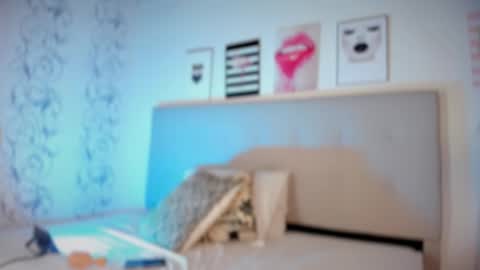 Snapshot of zendaya___ chatting on December 23, 2025, 2:53 am Maria online show from December 23, 2025, 2:53 am