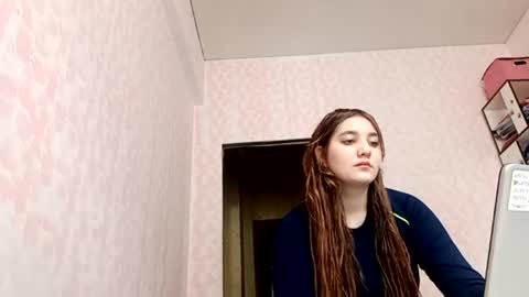 Snapshot of zeniabrossoit chatting on March 8, 2026, 4:16 am zeniabrossoit online show from March 8, 2026, 4:16 am