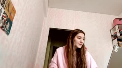 Snapshot of zeniabrossoit chatting on April 5, 2026, 4:42 am zeniabrossoit online show from April 5, 2026, 4:42 am