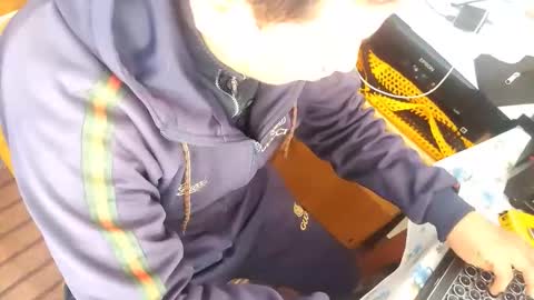 zenonsex online show from March 27, 2026, 7:24 pm