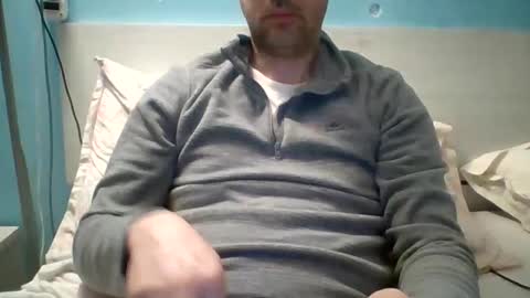 Snapshot of zeus00811 chatting on February 22, 2026, 5:30 am zeus online show from February 22, 2026, 5:30 am