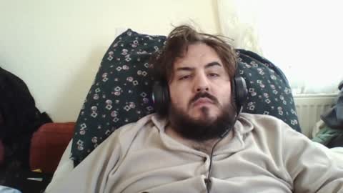 Snapshot of zh1nasah chatting on April 3, 2026, 8:23 am zH1NaSaH online show from April 3, 2026, 8:23 am