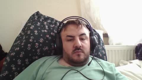 Snapshot of zh1nasah chatting on April 13, 2026, 6:19 am zH1NaSaH online show from April 13, 2026, 6:19 am