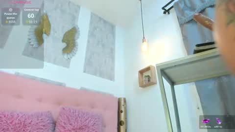 ZHAMIRA  ANDRES online show from November 21, 2025, 11:58 pm