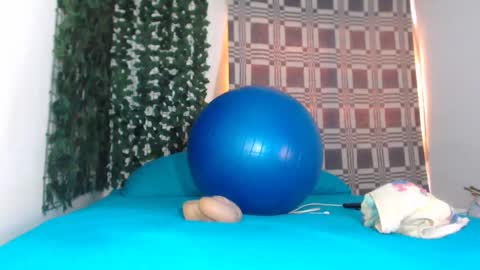 Snapshot of zhanaya_jhaen chatting on April 21, 2026, 8:12 pm zhannaya online show from April 21, 2026, 8:12 pm
