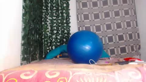 Snapshot of zhanaya_jhaen chatting on May 18, 2026, 1:24 am zhannaya online show from May 18, 2026, 1:24 am