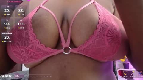 zhia  zeus online show from November 20, 2025, 7:46 pm