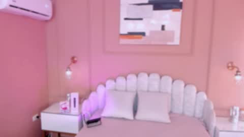 Snapshot of zia_cooper chatting on February 10, 2026, 6:56 pm ZIA online show from February 10, 2026, 6:56 pm