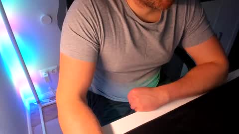 ziemlichflutschig online show from November 17, 2025, 8:36 pm