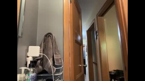 Snapshot of zinger283069 chatting on January 6, 2025, 9:32 pm zinger283069 online show from January 6, 2025, 9:32 pm