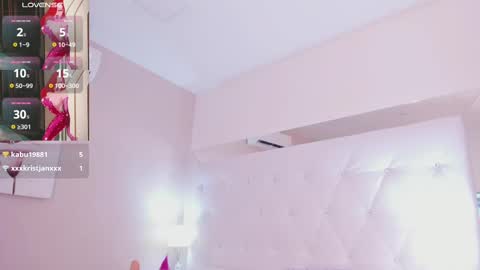 Nia  online show from February 21, 2025, 2:48 pm