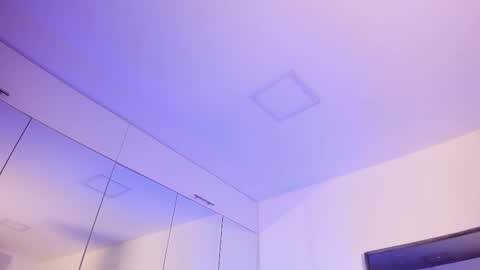 Snapshot of zinnia_mosley chatting on January 7, 2026, 11:34 am Nia online show from January 7, 2026, 11:34 am