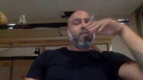 Snapshot of zionlion22 chatting on January 2, 2025, 2:22 am zionlion22 online show from January 2, 2025, 2:22 am