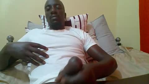 Zlatann2012 online show from October 28, 2025, 12:30 pm