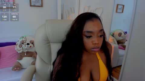 Snapshot of zobe_love chatting on March 8, 2025, 5:59 am Zobe Love online show from March 8, 2025, 5:59 am