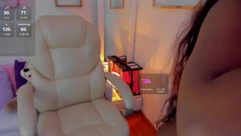Snapshot of zobe_love chatting on September 30, 2025, 6:57 pm Zobe Love online show from September 30, 2025, 6:57 pm