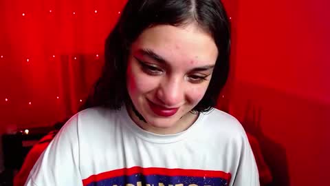 zoe_0111 online show from February 6, 2025, 2:58 pm