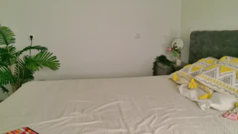 Snapshot of zoe__page chatting on February 17, 2026, 1:51 pm Im Zoe online show from February 17, 2026, 1:51 pm