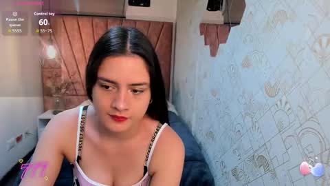ZOE TAYLOR online show from March 15, 2026, 12:00 pm
