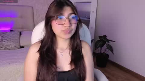 Snapshot of zoe_capelli chatting on September 30, 2025, 5:23 am zoe online show from September 30, 2025, 5:23 am