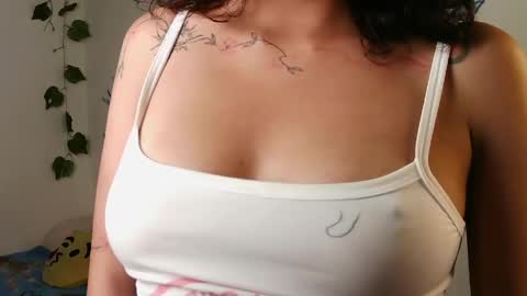 Snapshot of zoe_ch_ chatting on April 28, 2026, 10:48 pm zoe_ch_ online show from April 28, 2026, 10:48 pm