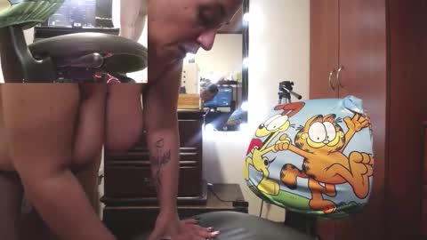 Snapshot of zoe_hotxxx chatting on March 5, 2026, 2:02 pm zoe hotxxx online show from March 5, 2026, 2:02 pm