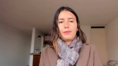 ZOE online show from February 10, 2025, 8:31 pm