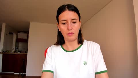 ZOE online show from February 28, 2025, 9:55 pm