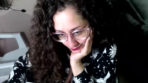 Snapshot of zoe_koller chatting on January 6, 2026, 11:07 pm Zoe Koller online show from January 6, 2026, 11:07 pm