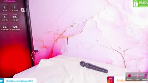 Marilin online show from October 15, 2025, 9:48 pm