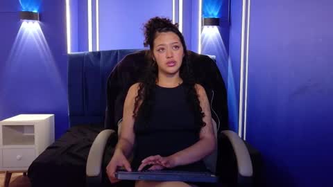Snapshot of zoe_lara_34 chatting on March 21, 2026, 8:19 am zoe online show from March 21, 2026, 8:19 am