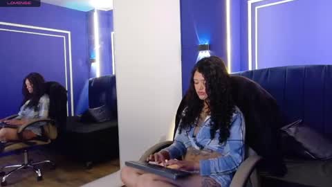 Snapshot of zoe_lara_34 chatting on March 23, 2026, 3:32 am zoe online show from March 23, 2026, 3:32 am