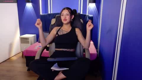 Snapshot of zoe_lara_34 chatting on March 26, 2026, 3:23 am zoe online show from March 26, 2026, 3:23 am