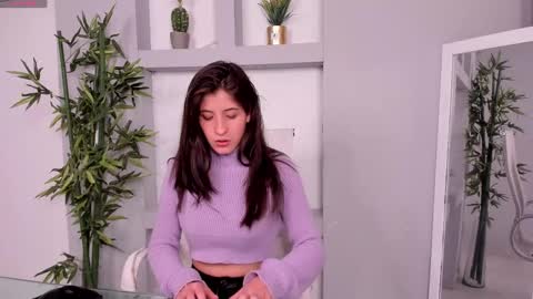 Snapshot of zoe_olsen__ chatting on February 28, 2025, 9:44 pm Zoe Olsen online show from February 28, 2025, 9:44 pm