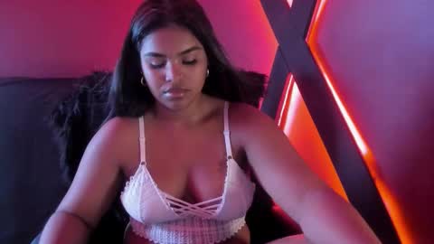 Snapshot of zoe_roux210949 chatting on September 23, 2025, 5:38 pm Zoe online show from September 23, 2025, 5:38 pm