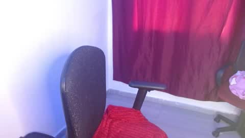 ZOE online show from February 24, 2025, 9:20 pm